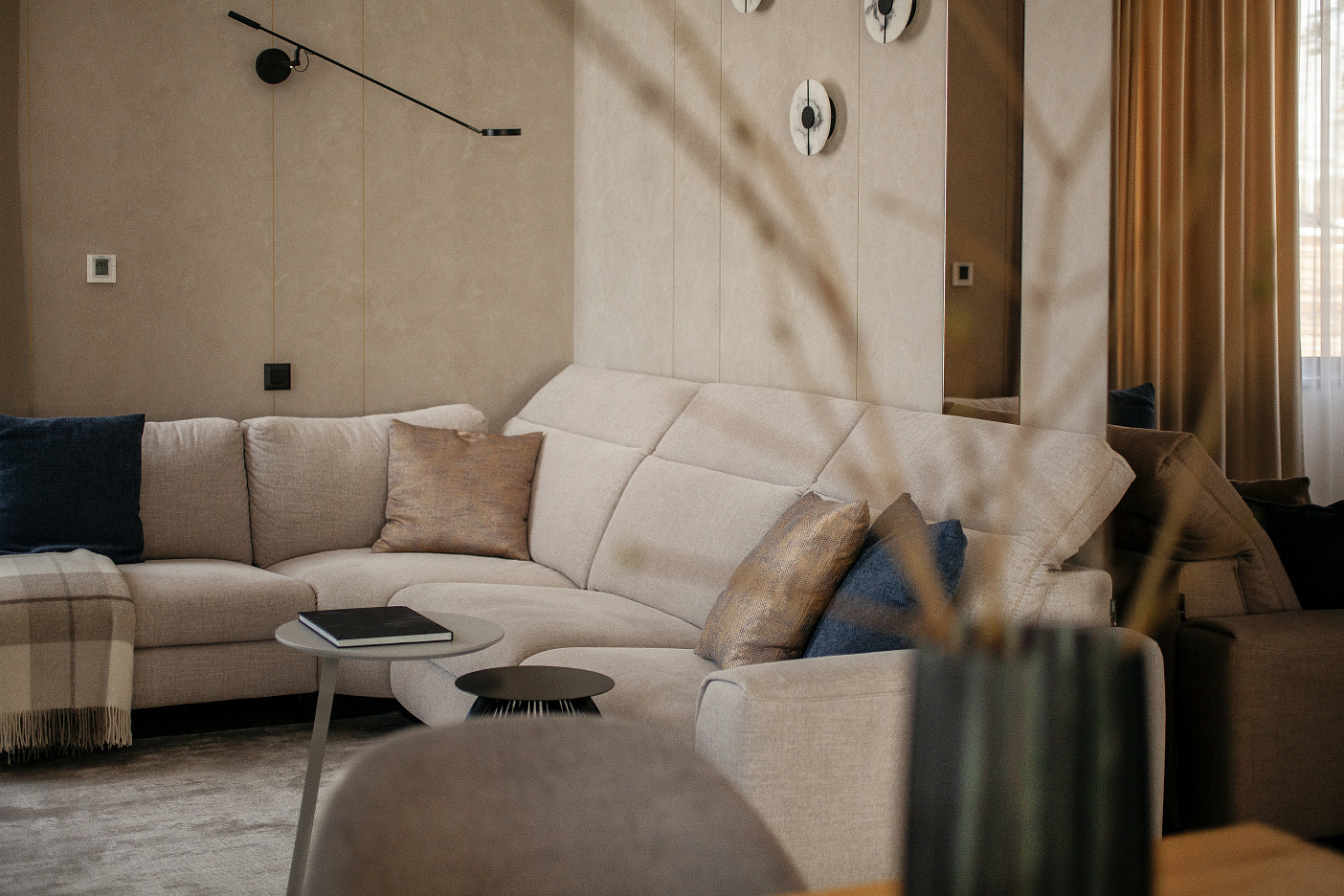 КРАСКИ SATIN SM, SCHUPPE, ДЕКОРАТИВНЫЕ ПОКРЫТИЯ В ПРОЕКТЕ СТУДИИ ЖАР-ПТИЦА, ЕКБ