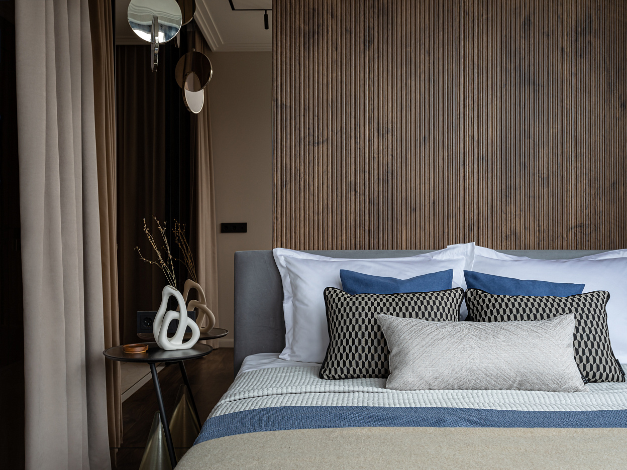 ДЕКОРАТИВНОЕ ПОКРЫТИЕ НА КАМИНЕ, КРАСКА SATIN SM СЕРИИ H&H В ПРОЕКТЕ  ТАМАРЫ ВЕДЕНЬКОВОЙ, ЕКБ