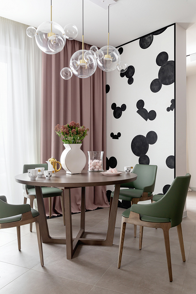 КРАСКА SATIN SM, ДЕКОРАТИВНОЕ ПОКРЫТИЕ МИККИ МАУСЫ В ПРОЕКТЕ АННЫ САМАРИНОЙ, ЕКБ