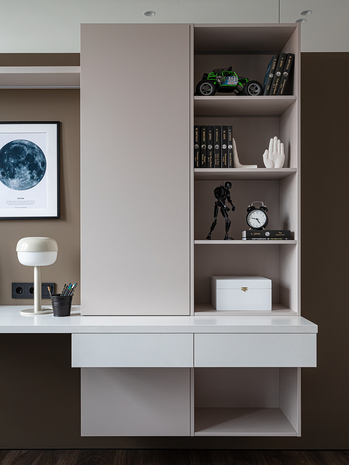 ДЕКОРАТИВНОЕ ПОКРЫТИЕ НА КАМИНЕ, КРАСКА SATIN SM СЕРИИ H&H В ПРОЕКТЕ  ТАМАРЫ ВЕДЕНЬКОВОЙ, ЕКБ