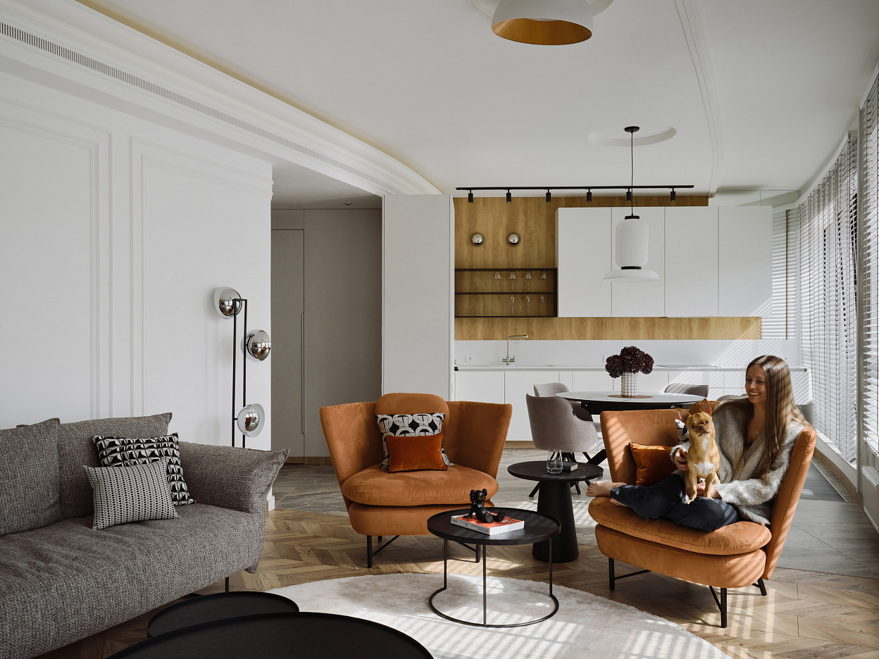 КРАСКА SATIN SM, ДЕКОРАТИВНОЕ ПОКРЫТИЕ ПОД КАМЕНЬ В ПРОЕКТЕ ПАВЛА ЛОПАНОВА, ЕКБ