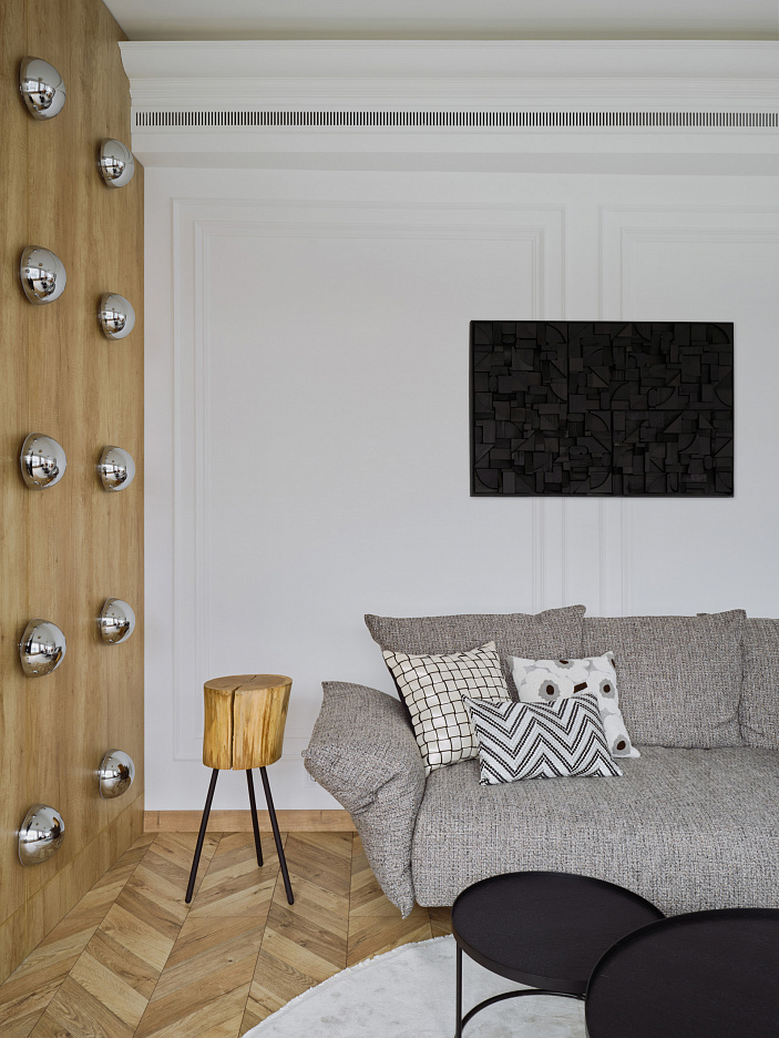 КРАСКА SATIN SM, ДЕКОРАТИВНОЕ ПОКРЫТИЕ ПОД КАМЕНЬ В ПРОЕКТЕ ПАВЛА ЛОПАНОВА, ЕКБ